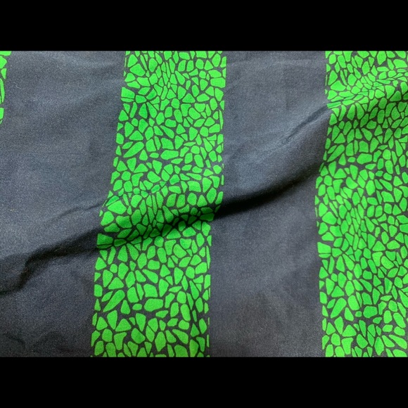 SOLD 38 LRG Lifted Research Group Shorts - Picture 14 of 15